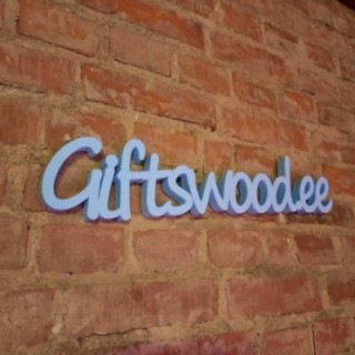 Tähed ja sõnad penoplastist