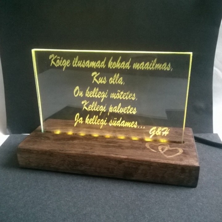 Лед лампа с индивидуальной гравировкой