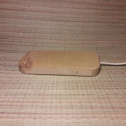 Беспроводная зарядка для телефона с индивидуальной гравировкой