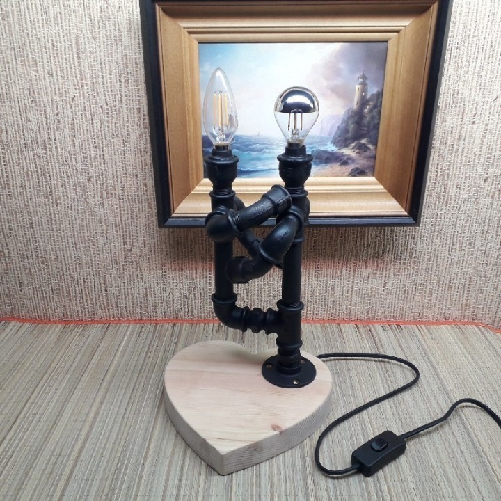 Лампа из труб  с индивидуальной гравировкой