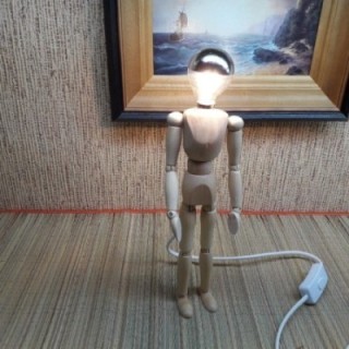 Часы ручной работы с индивидуальной гравировкой