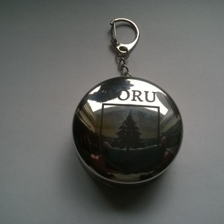 Складной стаканчик брелок из стали с индивидуальной гравировкой