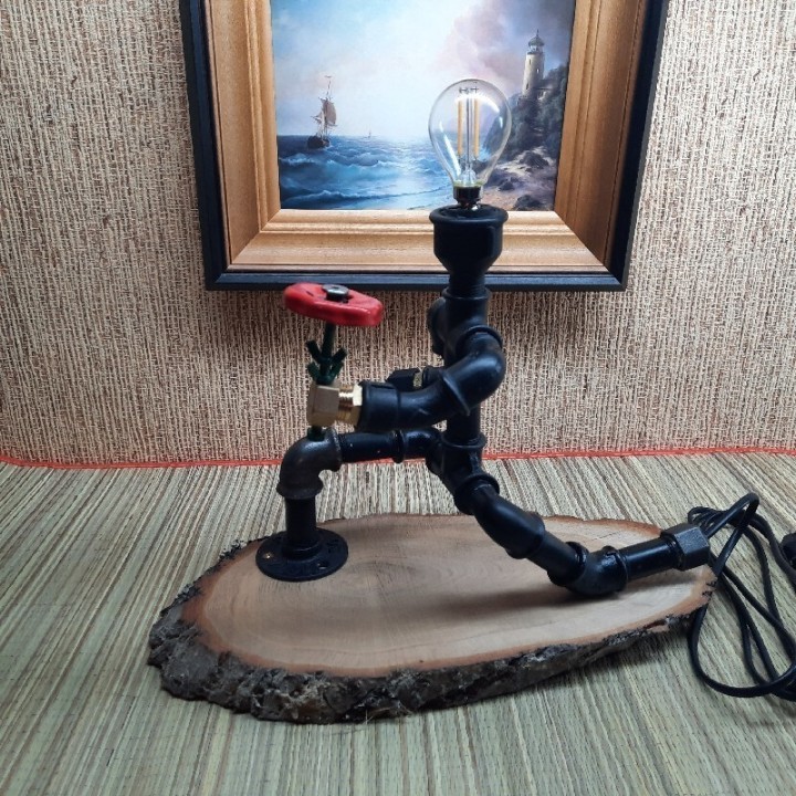 Лампа из труб "жених"