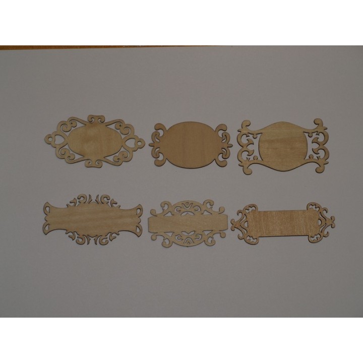 Деревянный бейджик с персональной гравировкой