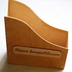 Деревянная коробка для документов с индивидуальной гравировкой