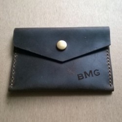 Кожаный кошелёк с индивидуальной гравировкой