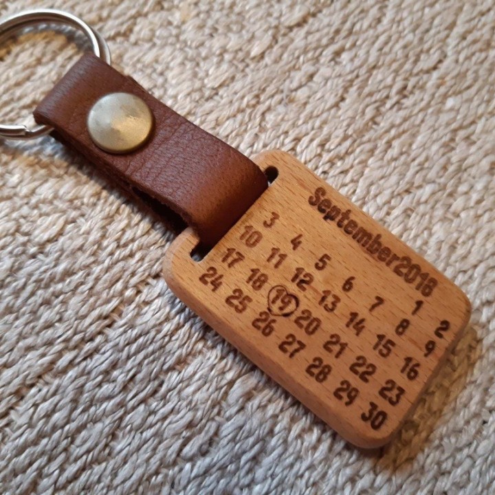 Брелок с индивидуальной гравировкой