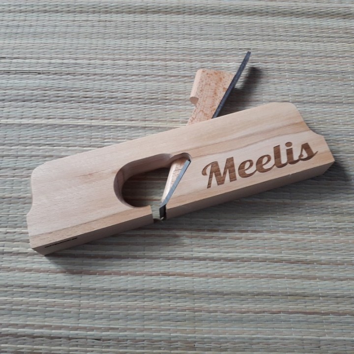 Рубанок с индивидуальной гравировкой