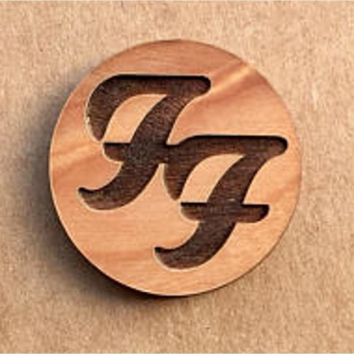 Деревянные серьги клипсы с индивидуальной гравировкой