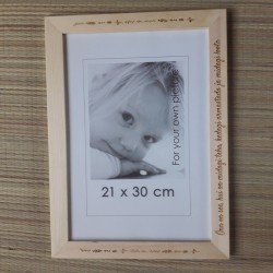 Деревянная фоторамка с индивидуальной гравировкой