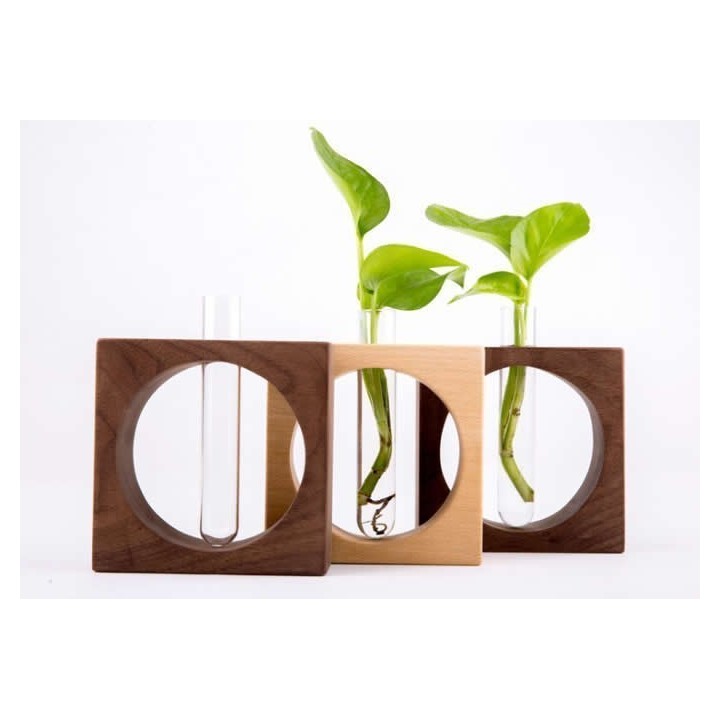 Деревянная мини ваза-пробирка  с индивидуальной гравировкой