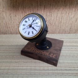 Часы из труб с индивидуальной гравировкой