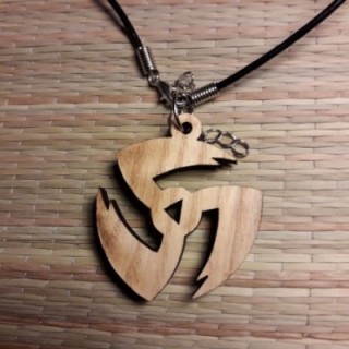 Деревянный медальон  с индивидуальной гравировкой