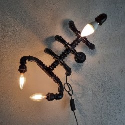 Лампа из труб  скорпион с индивидуальной гравировкой